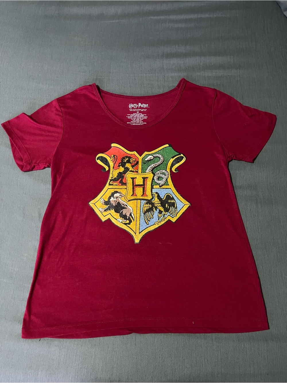 Warner Bros. Kids Harry Potter Hogwarts Crest Tee - Maroon